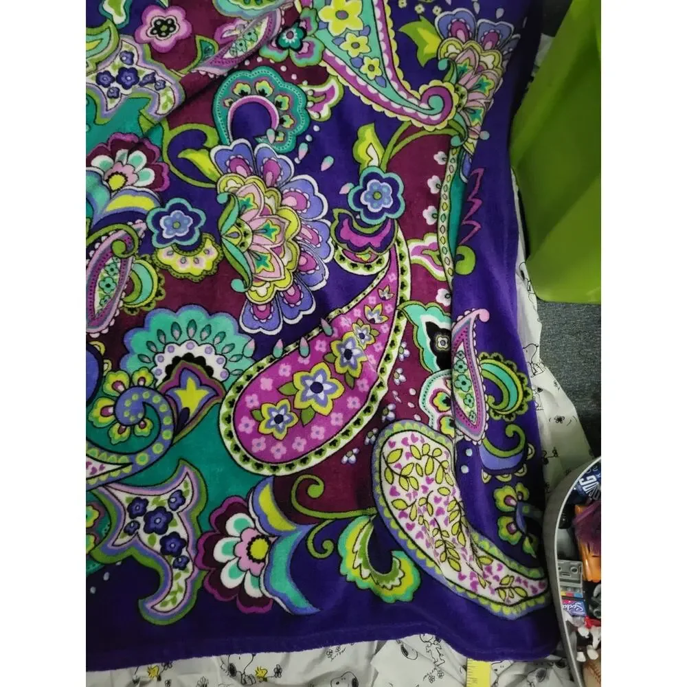 Vera Bradley “ Heather Paisley” Fleece 46” X 78” Blanket ~VGUC